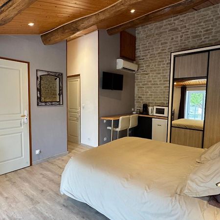Chambres D'Hotes Les Rozieres Le Bourdet Exteriör bild